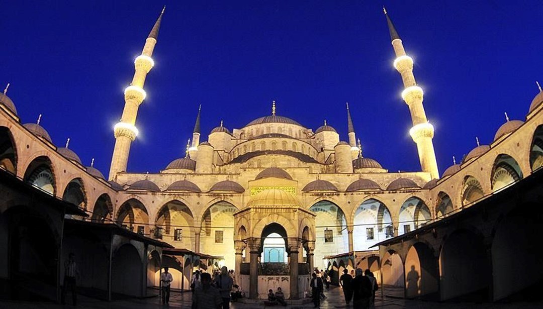2024’ün son kandil tarihi: Mevlid Kandili ne zaman?