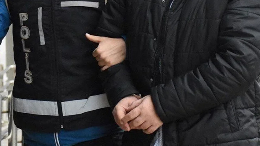 Sosyal medyada kadın profiliyle milyonluk vurgun! Sosyal medyada kadın profiliyle milyonluk vurgun!