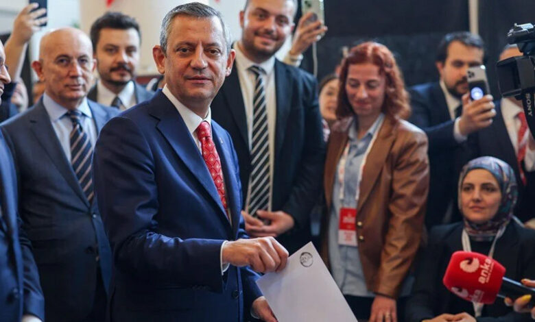 Özgür Özel yeniden Genel Başkan seçildi Özgür Özel yeniden Genel Başkan seçildi
