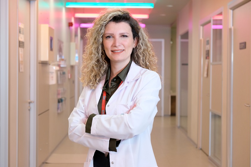 Psikolog Merve Umay Candaş Demir : “Azı kararsızlık, fazlası kibir! Sağlıklı bir özgüven geliştirmek mümkün mü?”