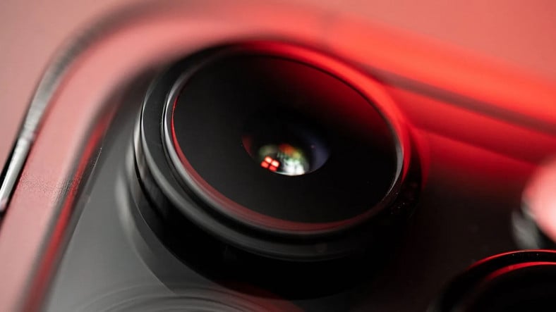 Apple Devrim Niteliğinde Yeni Bir Kamera Patenti Aldı: Sensörü İnsan Gözünün Dinamik Aralığına Yaklaşıyor! Apple Devrim Niteliğinde Yeni Bir Kamera Patenti Aldı: Sensörü İnsan Gözünün Dinamik Aralığına Yaklaşıyor!
