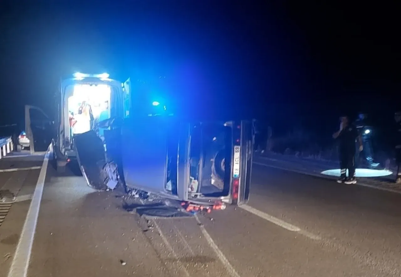 AFET & KAZASivas'ta zincirleme trafik kazasında 10 kişi yaralandı