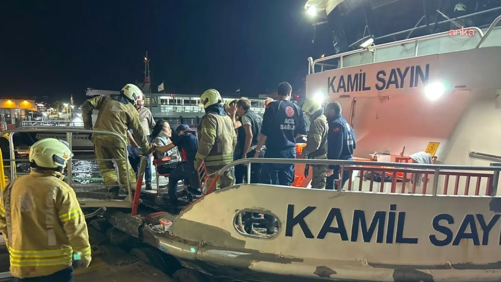 GÜNDEMBoğazdaki kazaya ilişkin İstanbul Valiliği'nden açıklama geldi: Şehirlerarası yolcu gemisi ile Dentur teknesi çarpıştı 8 yolcu yaralandı