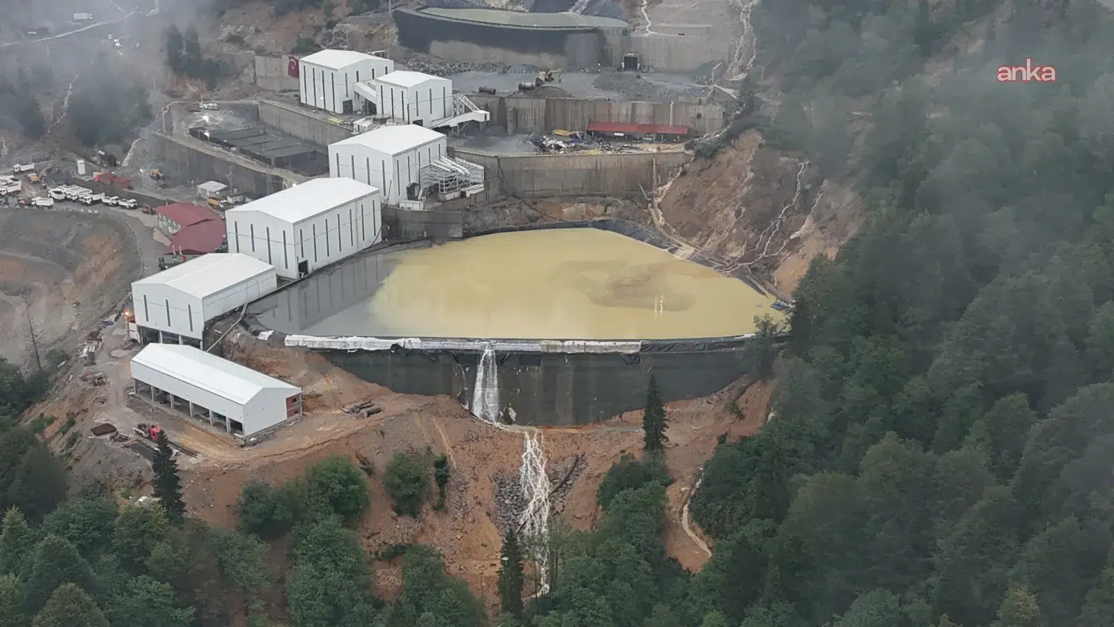 GÜNDEMGiresun’da maden sahasında atık havuzunun taştığı iddia edildi