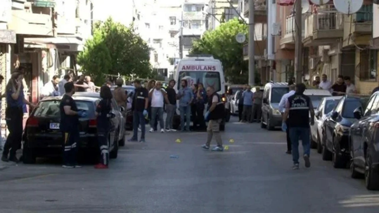 İzmir’de Hain Saldırı! Bakan Yerlikaya’dan Açıklama İzmir’de Hain Saldırı! Bakan Yerlikaya’dan Açıklama