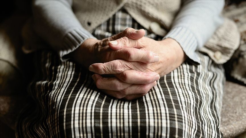 SON DAKİKABugün Dünya Alzheimer Günü! Alzheimer hastalığı genel özellikleri ne? En önemli risk faktörü yaş! Hasta yakınları nelere dikkat etmeli?