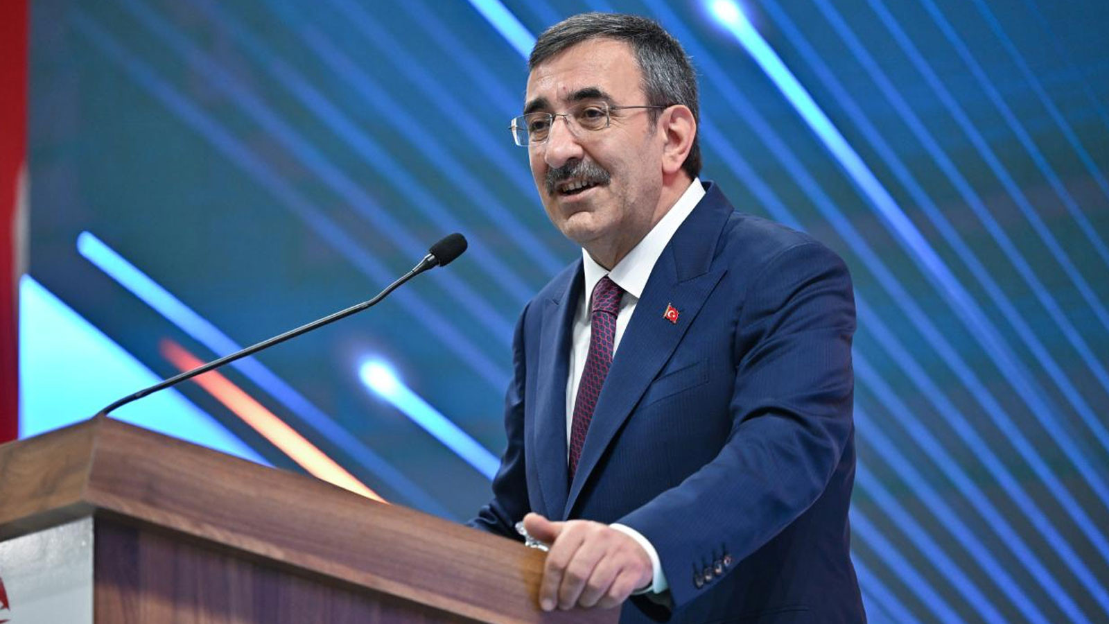 Cari açık rakamları dezenflasyona katkı yapmaya devam ediyor