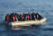 ASAYİŞDüzensiz göçmenleri taşıyan bot Sahil Güvenlik botuna çarptı! 5 kişi öldü