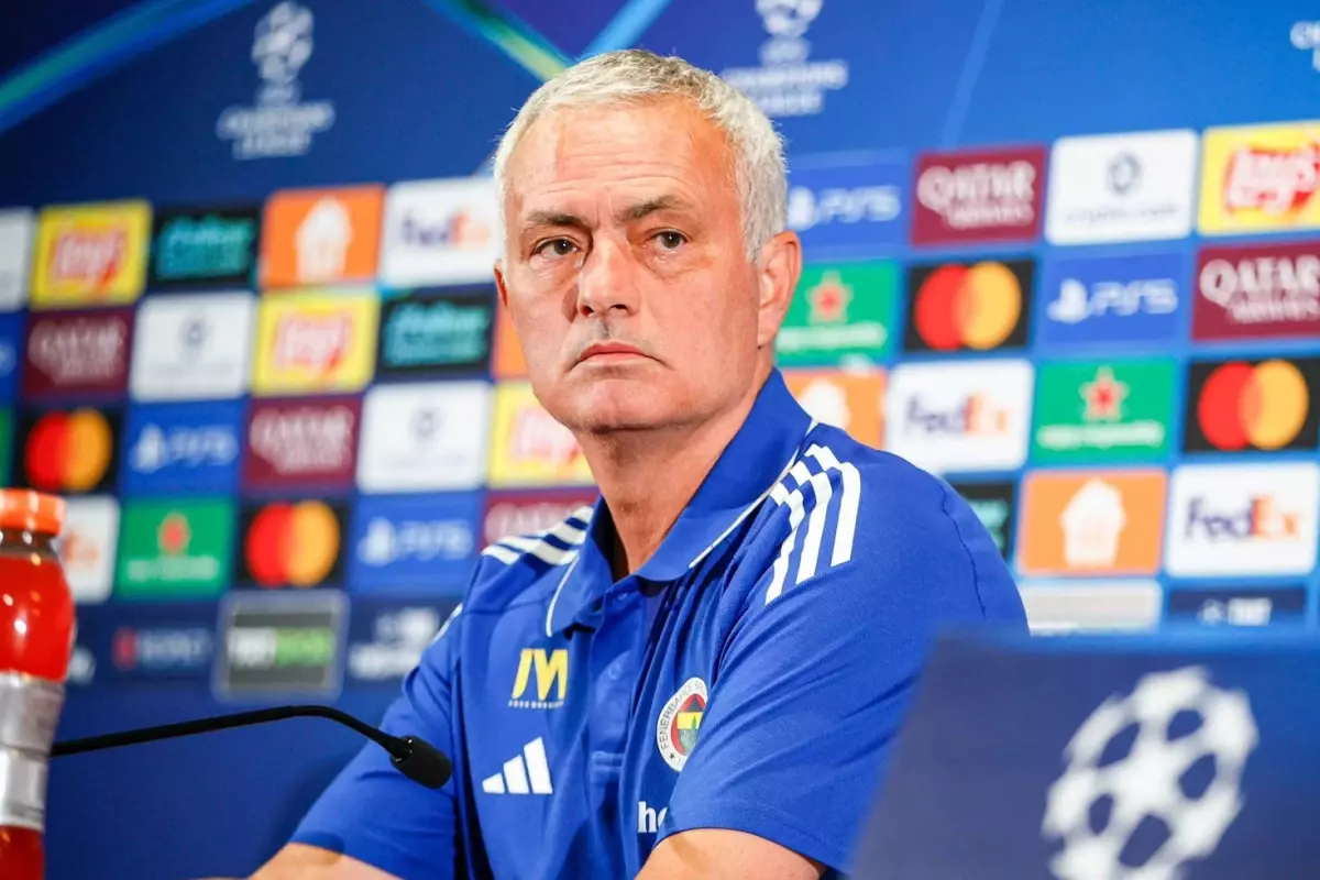 Mourinho, Benfica için Lizbon’a gitti