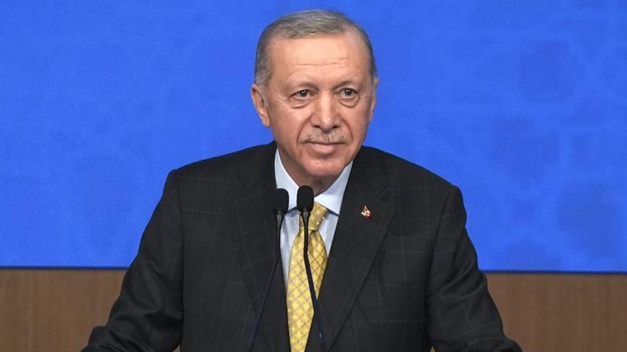 Cumhurbaşkanı Erdoğan, İtalya Hidrokarbon Başkanı Cumhurbaşkanı Erdoğan, İtalya Hidrokarbon Başkanı