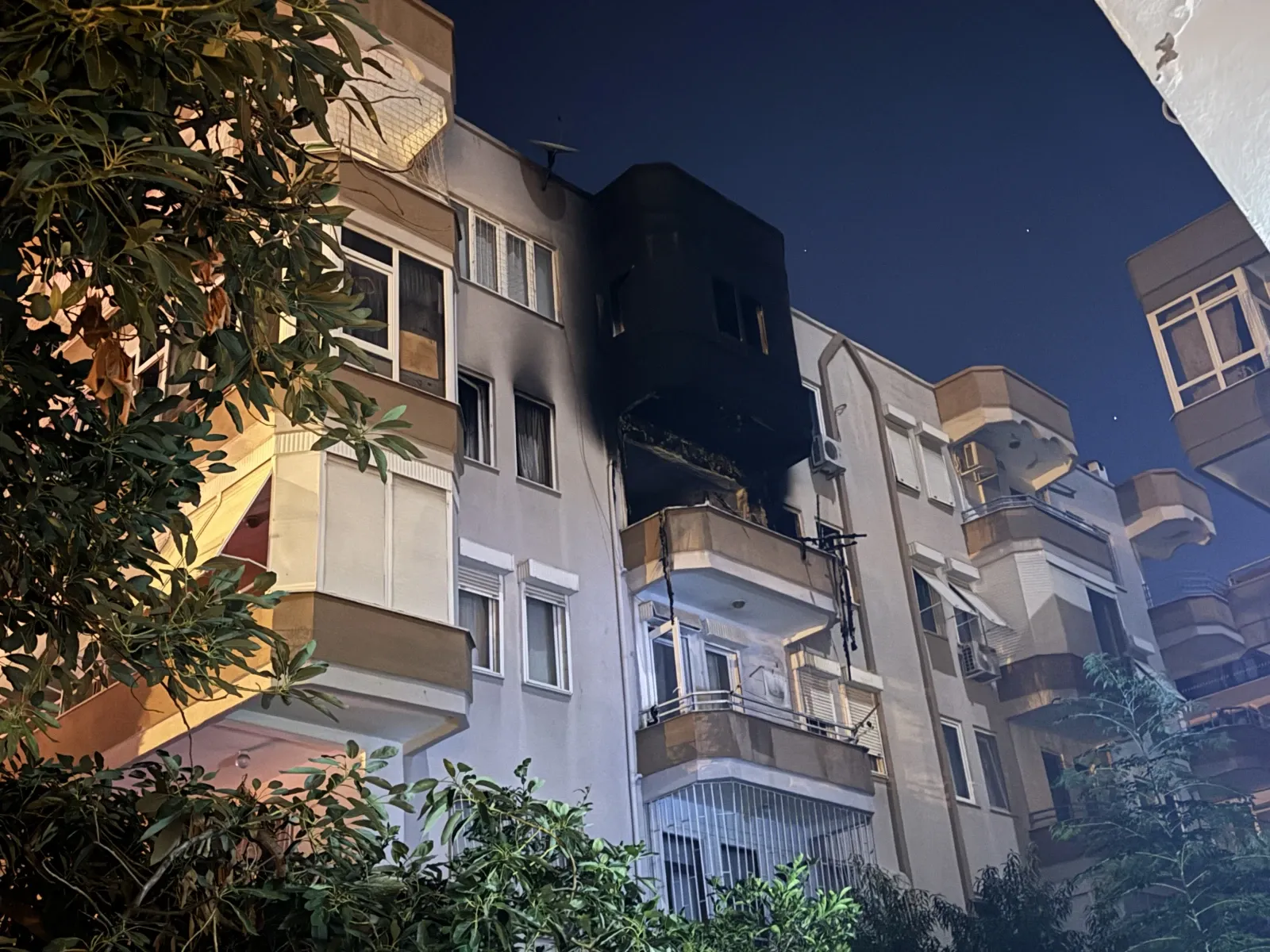 ASAYİŞAlanya'da yangın faciası! 1 kişi öldü, 1 kişi yaralandı