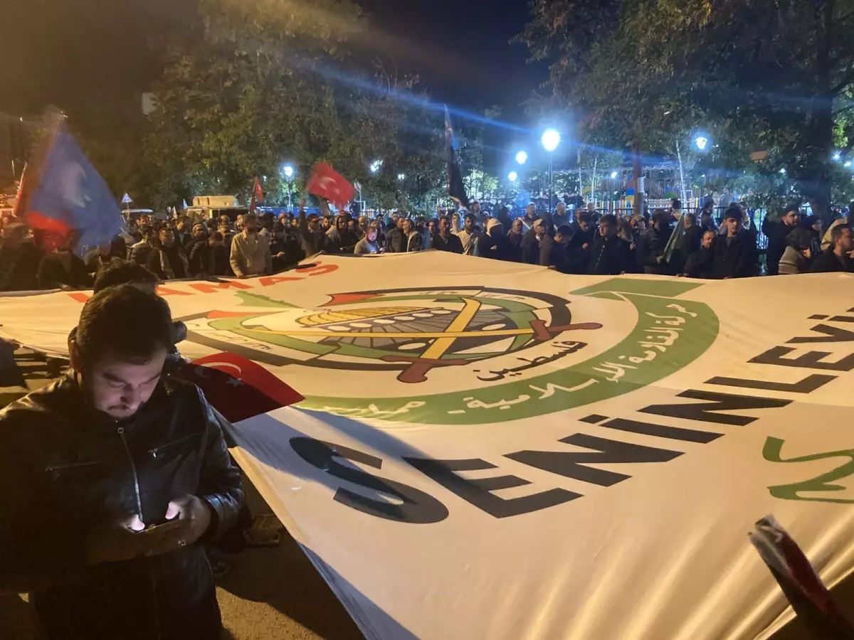 ABD Büyükelçiliği Önünde Filistin’e Destek Eylemi