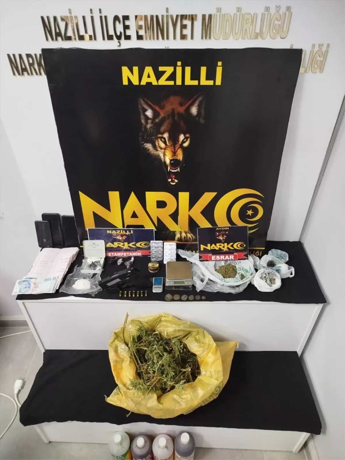 Nazilli’de Uyuşturucu Operasyonu: İki Kişi Tutuklandı Nazilli’de Uyuşturucu Operasyonu: İki Kişi Tutuklandı