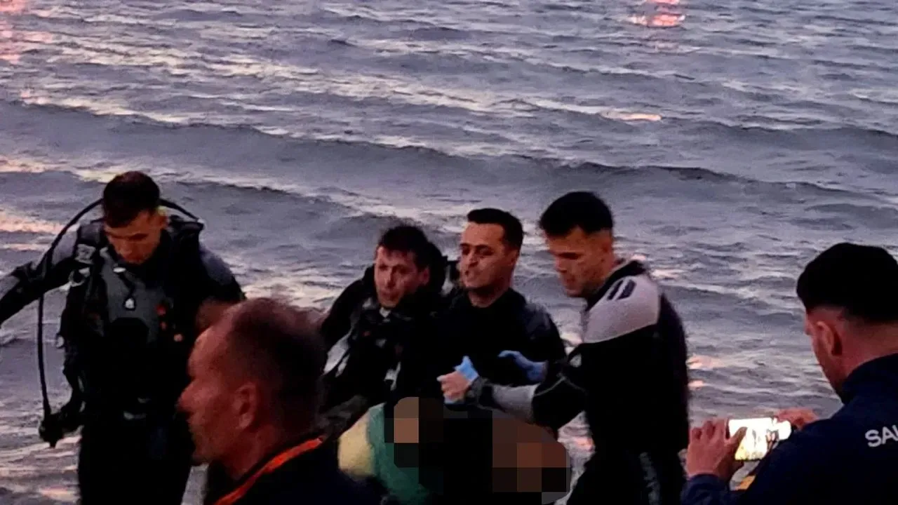 SON DAKİKAÇanakkale'de batan balıkçı teknesinde 3 kişi öldü