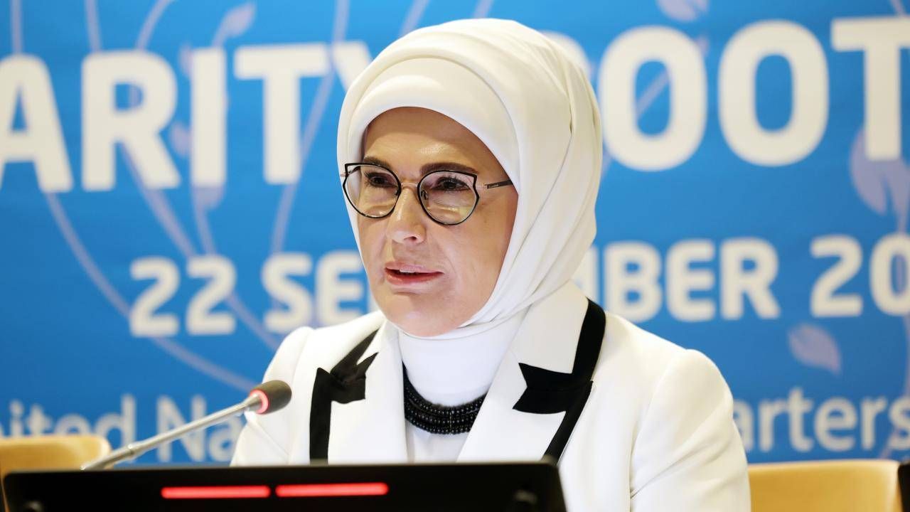 Emine Erdoğan, Sıfır Atık Forumu’nda Sürdürülebilirlik Emine Erdoğan, Sıfır Atık Forumu’nda Sürdürülebilirlik