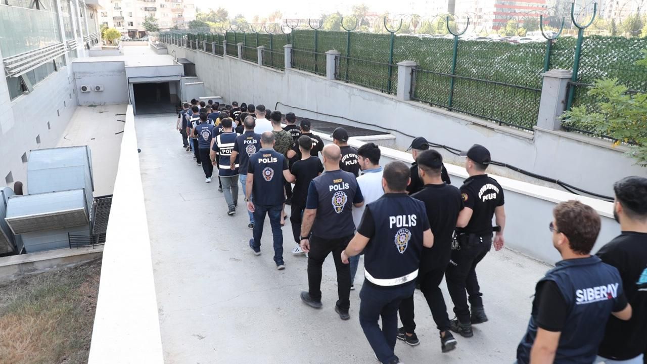 5 ilde yasa dışı bahis operasyonu: 18 kişi tutuklandı 5 ilde yasa dışı bahis operasyonu: 18 kişi tutuklandı