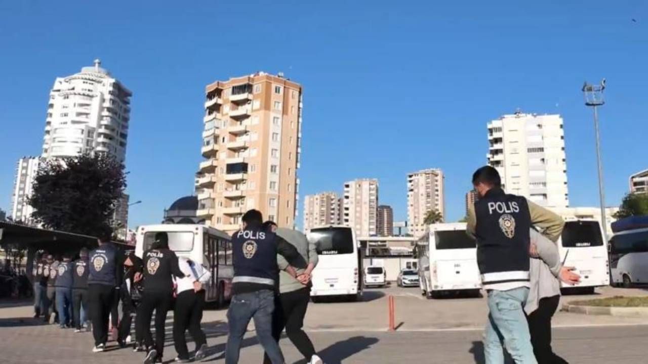 İstanbul’da 601 Şüpheli Polis Uygulamasında Yakalandı İstanbul’da 601 Şüpheli Polis Uygulamasında Yakalandı