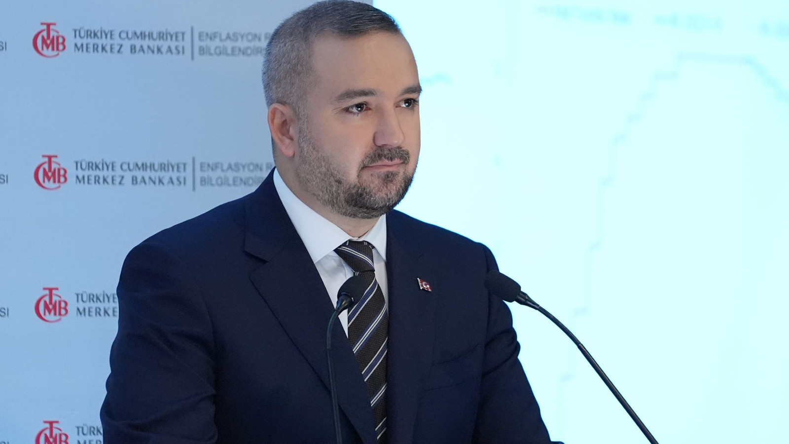 Dezenflasyon Sürecinin Kesintiye Uğramasına İzin Dezenflasyon Sürecinin Kesintiye Uğramasına İzin